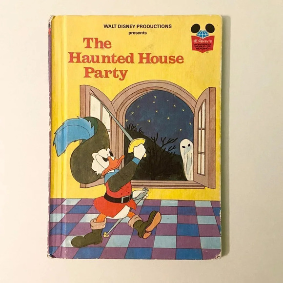 Vintage  80s Walt Disney Books Haunted House Party and Donald Ducks Bad Day - Picture 2 of 16
